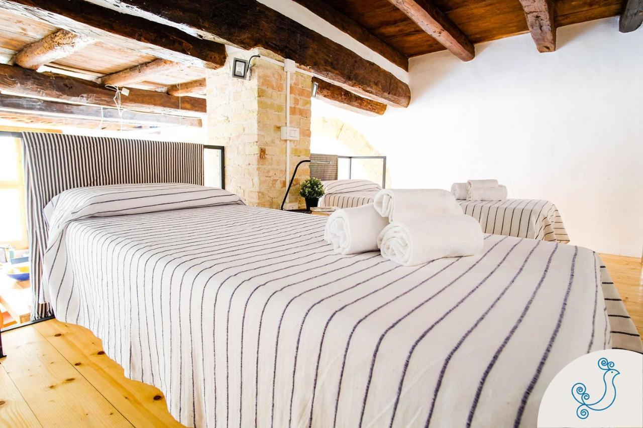 Apartament Scuderie Reali - Loft In Castello, Old Town Cagliari Zewnętrze zdjęcie